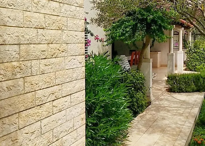 With Swimming Pool Mavarstica - Ciovo - 2053 Appartement Trogir